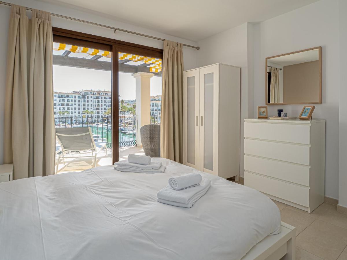 Beautiful Duquesa Harbour Apt 2001 马尼尔瓦 外观 照片